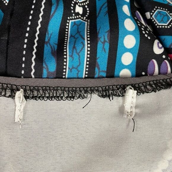 Women's Rayon Floral Print Lightweight Poncho Top Blouse Caftan Cover up - Picture 7 of 9